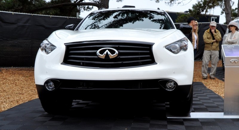 Car-Revs-Daily.com 2015 INFINITI QX70S 16