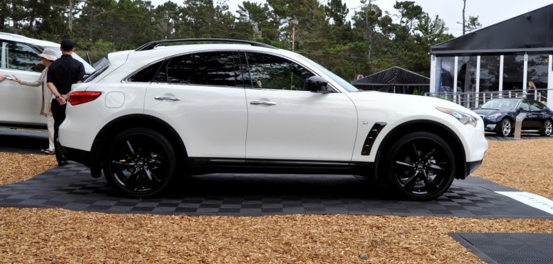 Car-Revs-Daily.com 2015 INFINITI QX70S 25