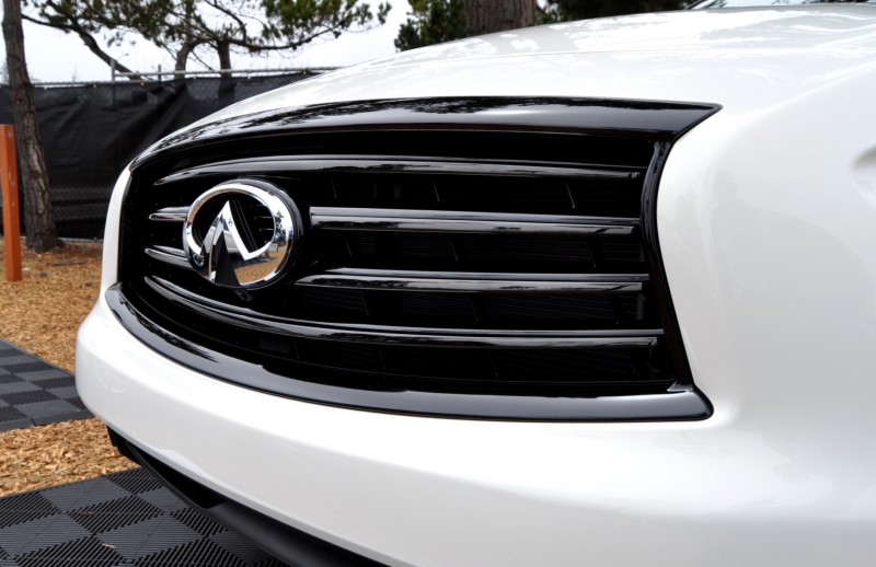 Car-Revs-Daily.com 2015 INFINITI QX70S 52