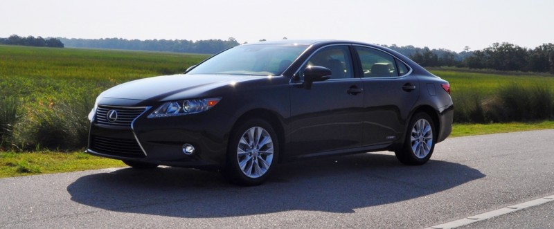 Car-Revs-Daily.com 2015 Lexus ES300h Review 29