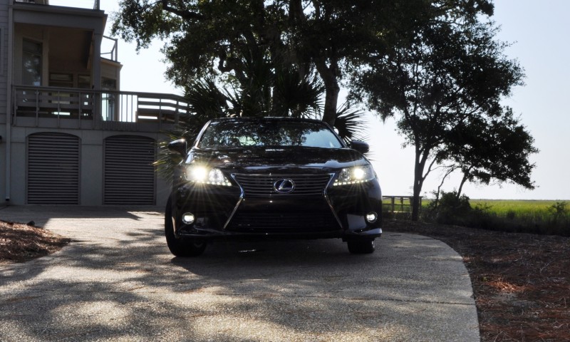 Car-Revs-Daily.com 2015 Lexus ES300h Review 35