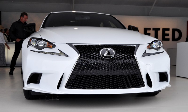 Car-Revs-Daily.com 2015 Lexus IS250 F Sport CRAFTED LINE 2