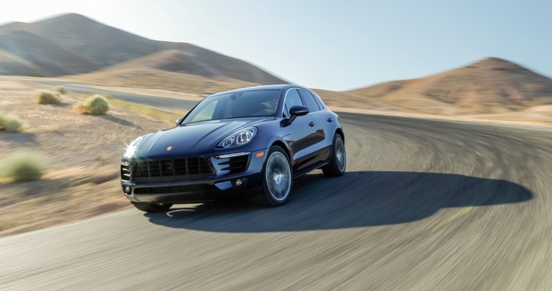 Car-Revs-Daily.com 2015 Porsche MACAN USA 18