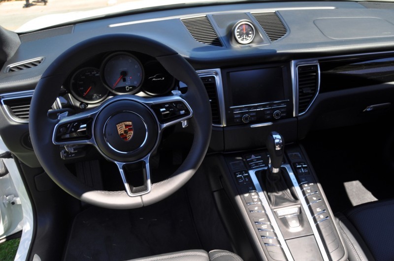 Car-Revs-Daily.com 2015 Porsche Macan S 106