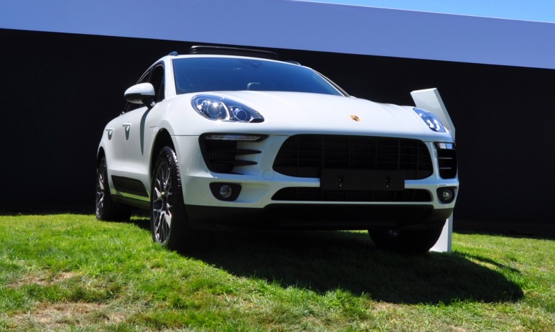 Car-Revs-Daily.com 2015 Porsche Macan S 16