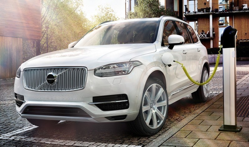 Car-Revs-Daily.com 2015 VOLVO XC90 World Premiere 25