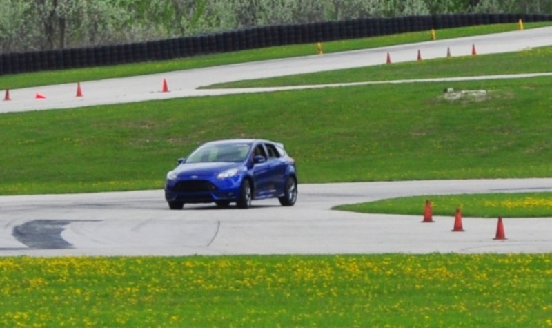 Car-Revs-Daily.com Autocrosses the 2014 Ford Focus ST 5