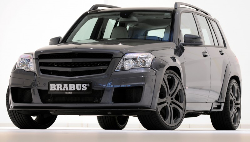 Car-Revs-Daily.com BRABUS GLK V12 1