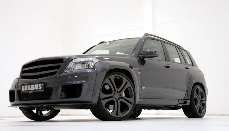 Car-Revs-Daily.com BRABUS GLK V12 16