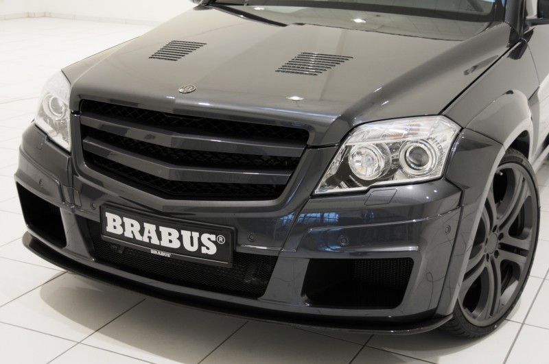 Car-Revs-Daily.com BRABUS GLK V12 9