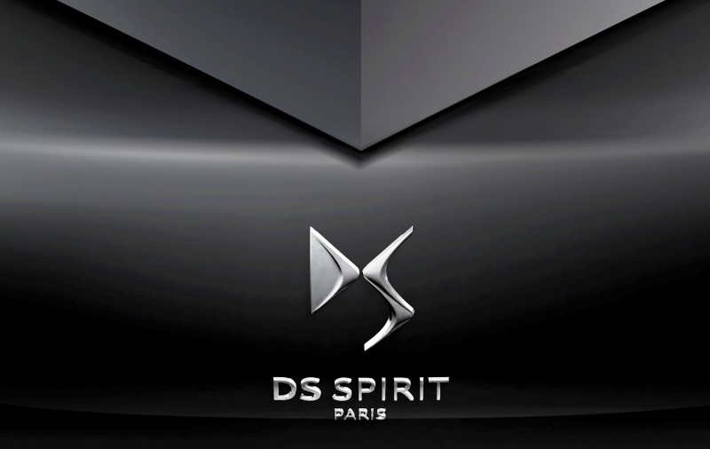 Car-Revs-Daily.com Citroen Divine DS Concept for Paris 2014 Shows Way for 2016 DS4 13