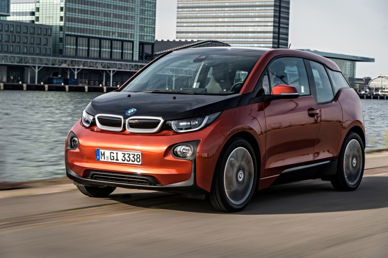 Car-Revs-Daily.com Mega Galleries - 2015 BMW i3 105