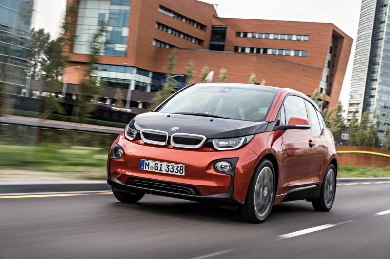 Car-Revs-Daily.com Mega Galleries - 2015 BMW i3 137