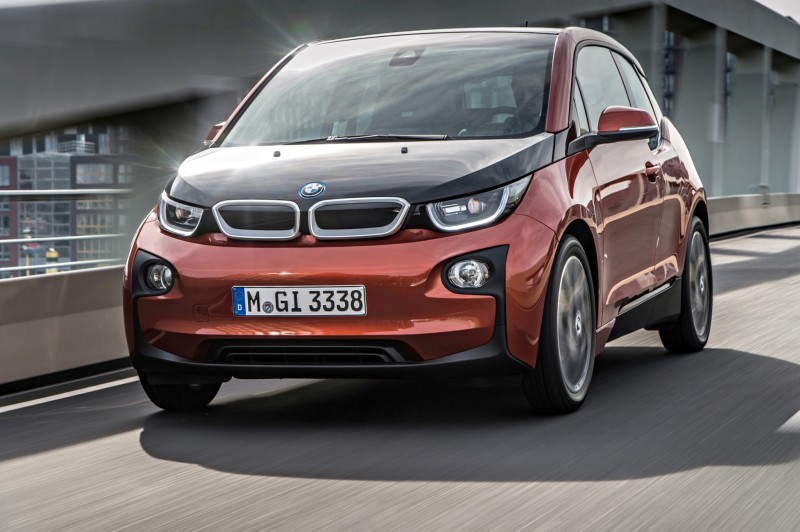 Car-Revs-Daily.com Mega Galleries - 2015 BMW i3 142