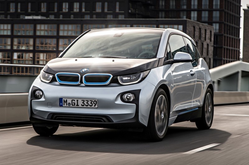 Car-Revs-Daily.com Mega Galleries - 2015 BMW i3 147