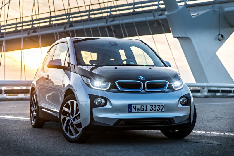 Car-Revs-Daily.com Mega Galleries - 2015 BMW i3 164