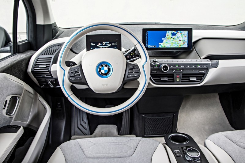 Car-Revs-Daily.com Mega Galleries - 2015 BMW i3 181