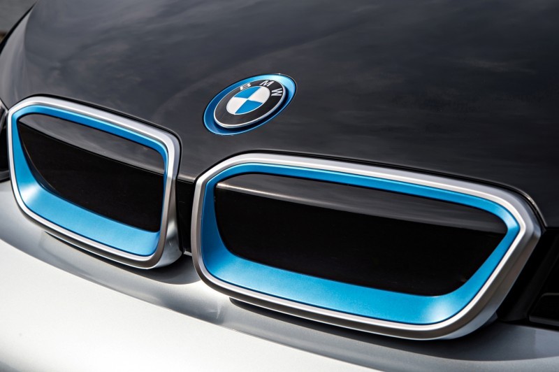 Car-Revs-Daily.com Mega Galleries - 2015 BMW i3 198
