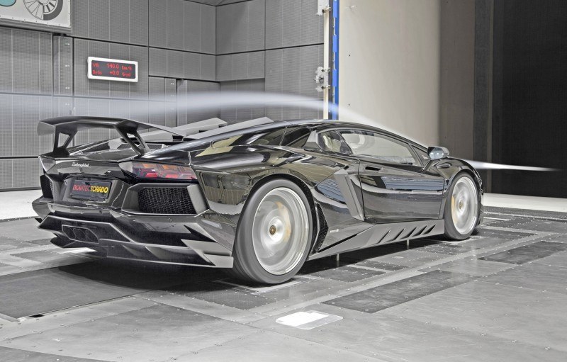 Car-Revs-Daily.com - NOVITEC TORADO Lamborghini Aventador 35