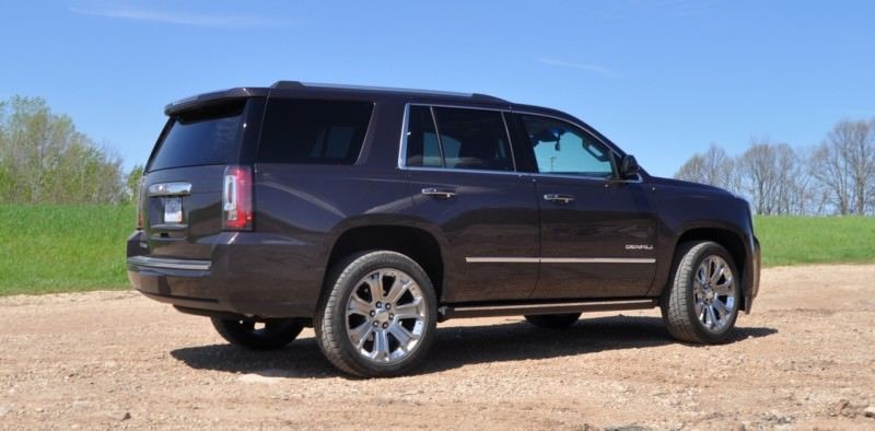 Car-Revs-Daily.com Reviews the 2015 GMC Yukon Denali 19