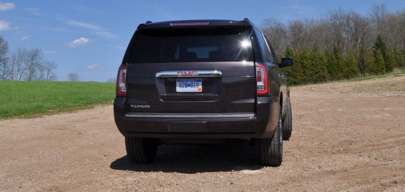 Car-Revs-Daily.com Reviews the 2015 GMC Yukon Denali 24