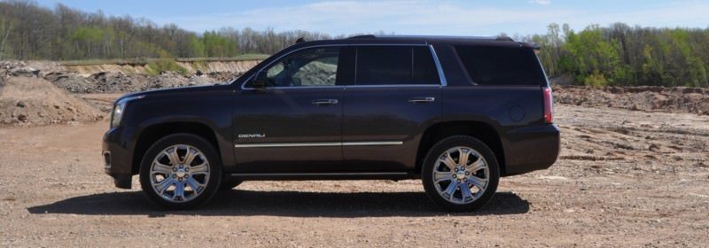 Car-Revs-Daily.com Reviews the 2015 GMC Yukon Denali 38