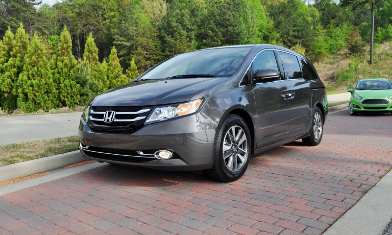 Car-Revs-Daily.com Road Test Review - 2014 Honda Odyssey Touring Elite 14