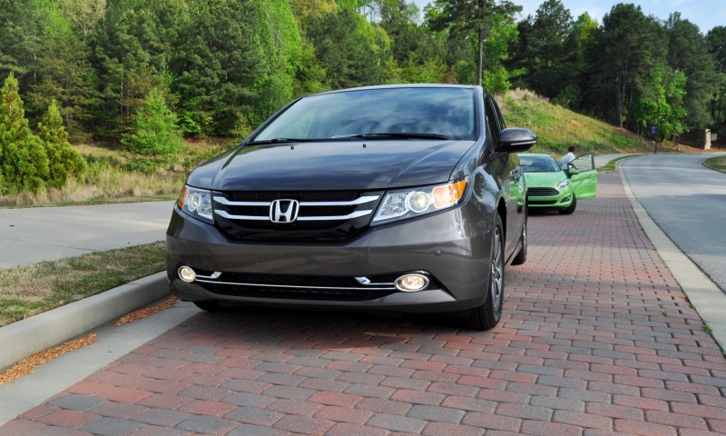 Car-Revs-Daily.com Road Test Review - 2014 Honda Odyssey Touring Elite 15