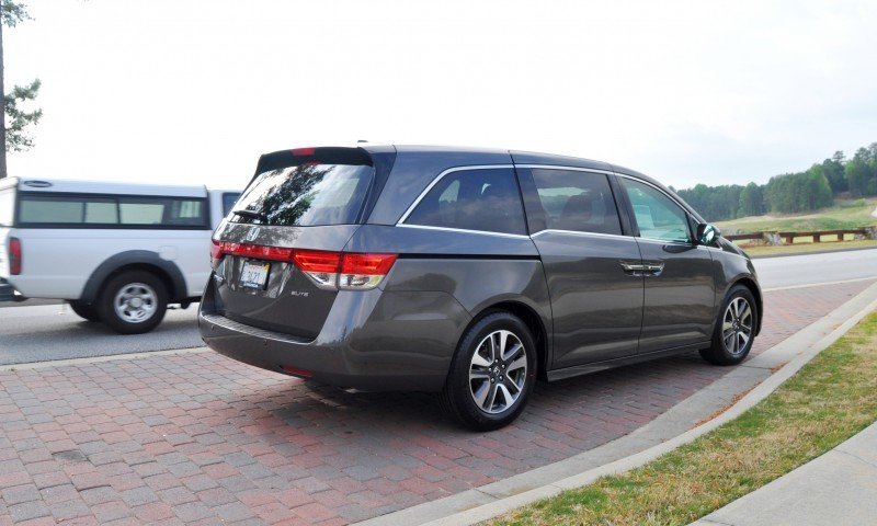 Car-Revs-Daily.com Road Test Review - 2014 Honda Odyssey Touring Elite 5