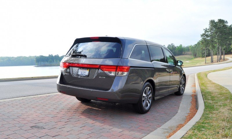 Car-Revs-Daily.com Road Test Review - 2014 Honda Odyssey Touring Elite 6