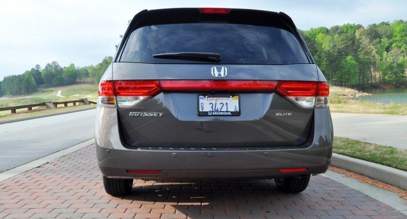 Car-Revs-Daily.com Road Test Review - 2014 Honda Odyssey Touring Elite 8