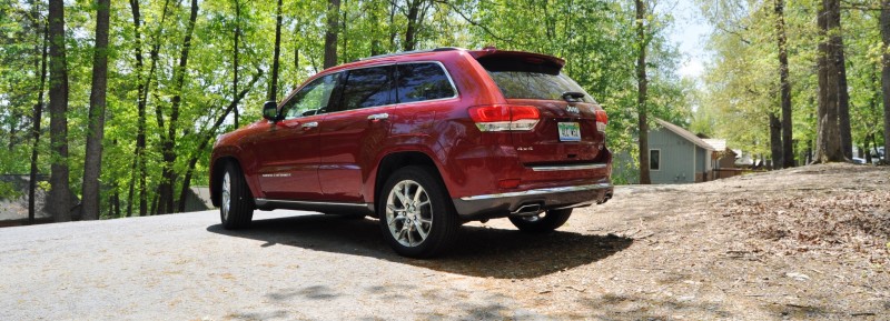 Car-Revs-Daily.com Road Test Review - 2014 Jeep Grand Cherokee Summit V6 16