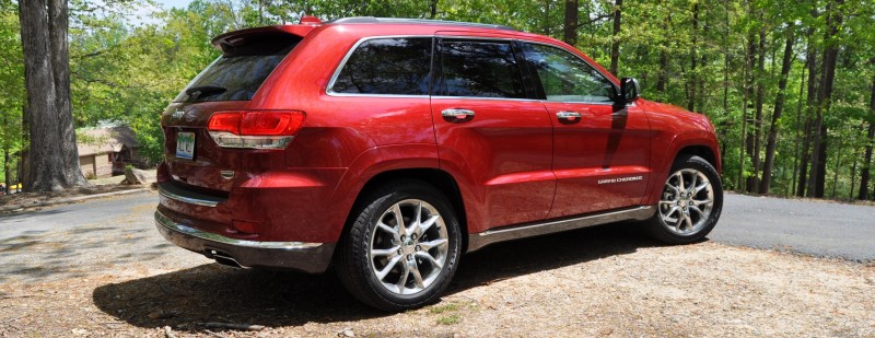 Car-Revs-Daily.com Road Test Review - 2014 Jeep Grand Cherokee Summit V6 23