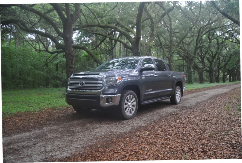 Car-Revs-Daily.com Road Test Review - 2014 Toyota Tundra 5.7L V8 CrewMax Limited 54