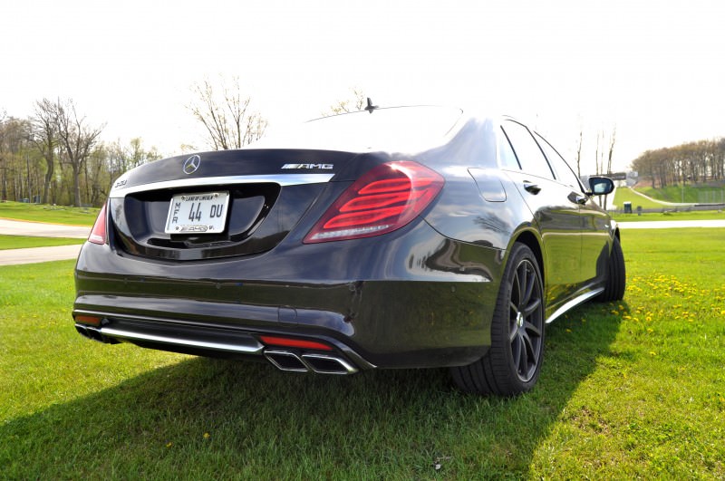 Car-Revs-Daily.com Road Test Reviews the 2015 Mercedes-Benz S63 AMG 109