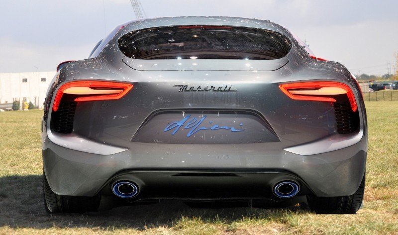 Car-Revs-Daily.com SRT Viper and Maserati Alfieri Concept - Friends or Family 13