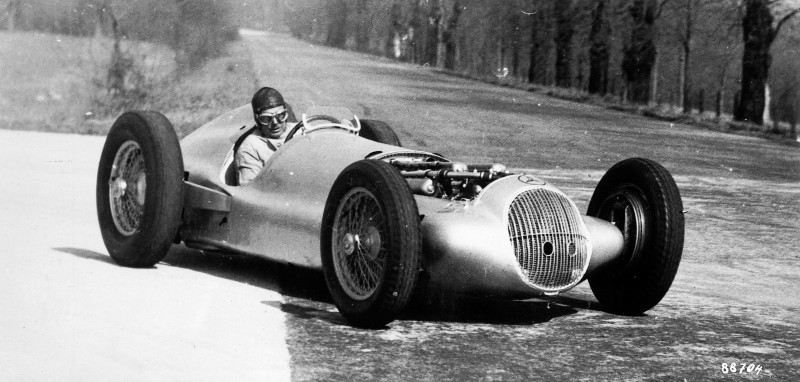 CarRevsDaily - Hour of the Silver Arrows - Action Photography 54