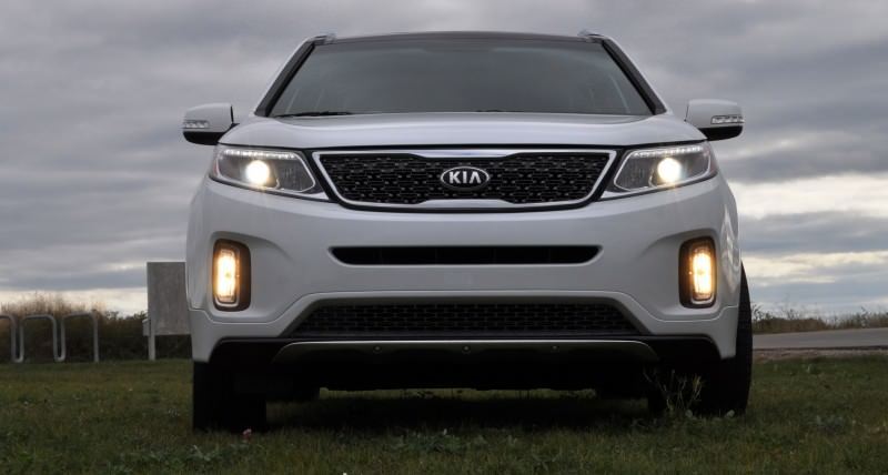 CarRevsDaily.com - 2014 Kia Sorento SX-L Photos40