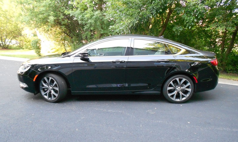 Chrysler 200 2015 009