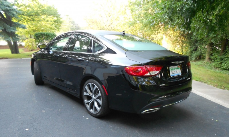 Chrysler 200 2015 010