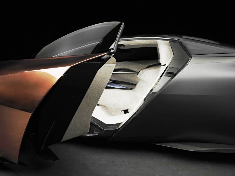 Concept Flashback - 2012 Peugeot ONYX Is Mixed-Media Hypercar Delight 11