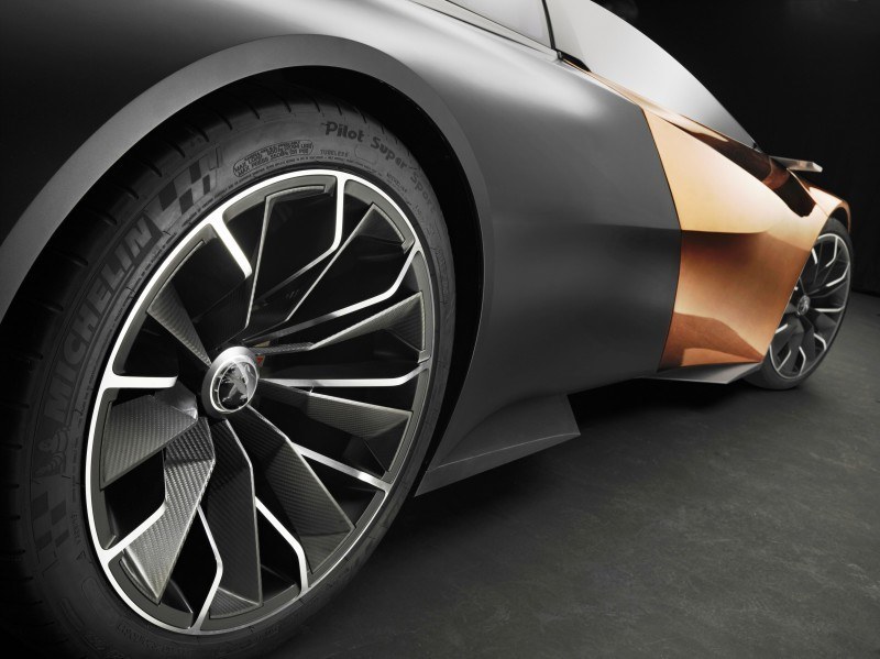 Concept Flashback - 2012 Peugeot ONYX Is Mixed-Media Hypercar Delight 7