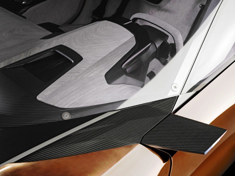 Concept Flashback - 2012 Peugeot ONYX Is Mixed-Media Hypercar Delight 8