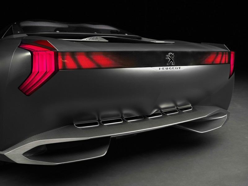 Concept Flashback - 2012 Peugeot ONYX Is Mixed-Media Hypercar Delight 9