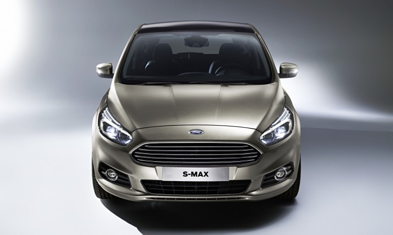 Ford-S-MAX_07