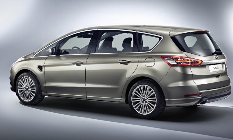 Ford-S-MAX_12