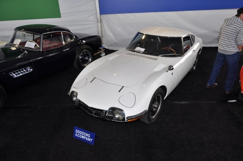 Gooding Pebble Beach 2014 - 1967 Toyota 2000GT in White with Original, US-Delivered Left-Hand-Drive 13