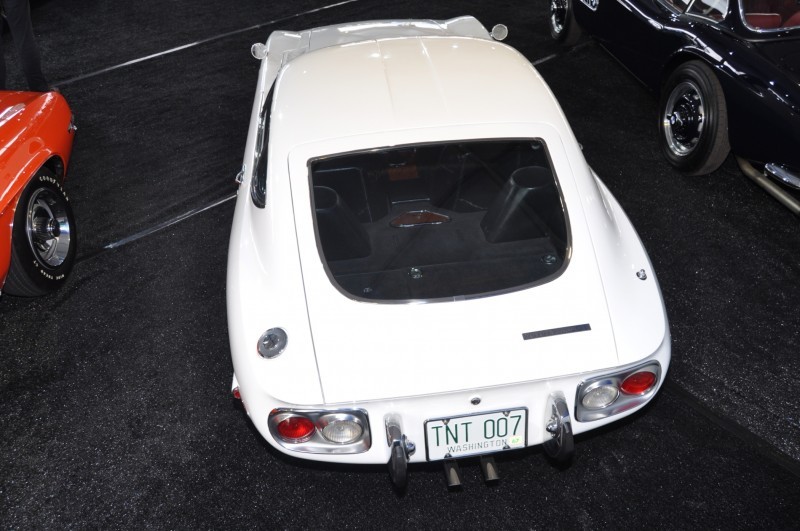 Gooding Pebble Beach 2014 - 1967 Toyota 2000GT in White with Original, US-Delivered Left-Hand-Drive 17