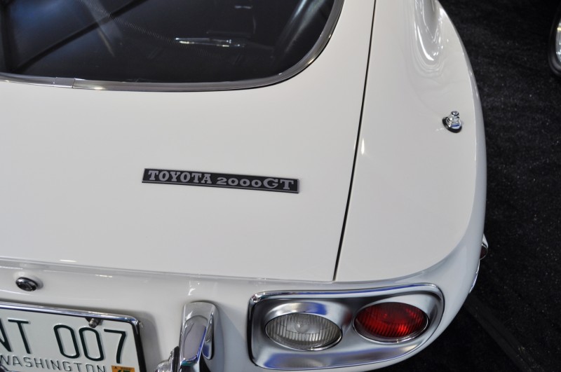 Gooding Pebble Beach 2014 - 1967 Toyota 2000GT in White with Original, US-Delivered Left-Hand-Drive 18