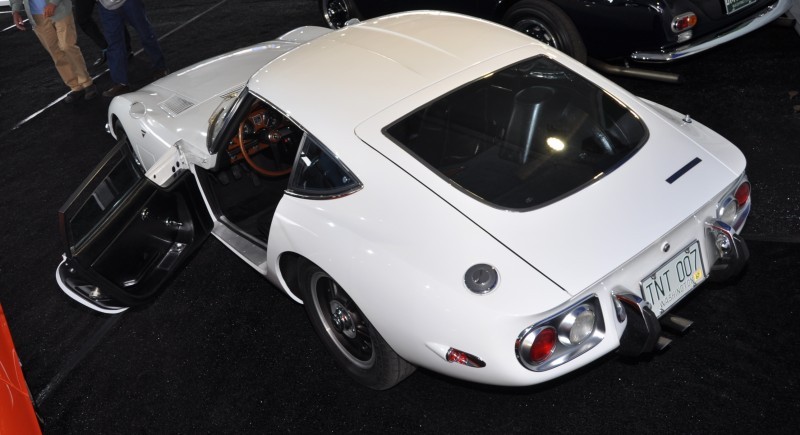 Gooding Pebble Beach 2014 - 1967 Toyota 2000GT in White with Original, US-Delivered Left-Hand-Drive 22